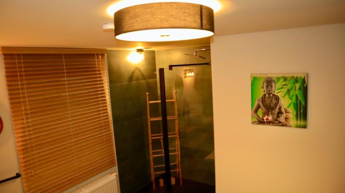 Apartament Le Harini Manhay Zewnętrze zdjęcie
